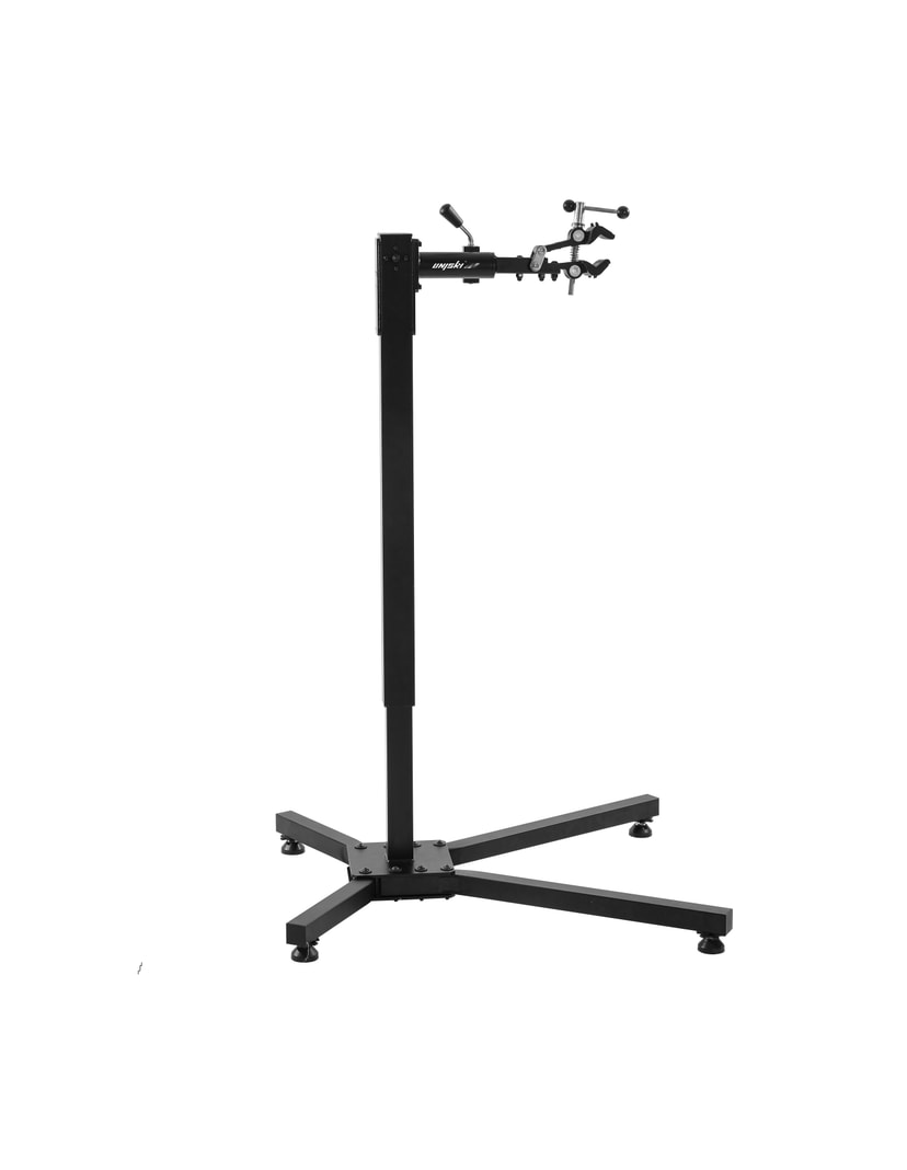 Unisky Manual Lift Repair Stand at UAE China Export Brand Exhibition